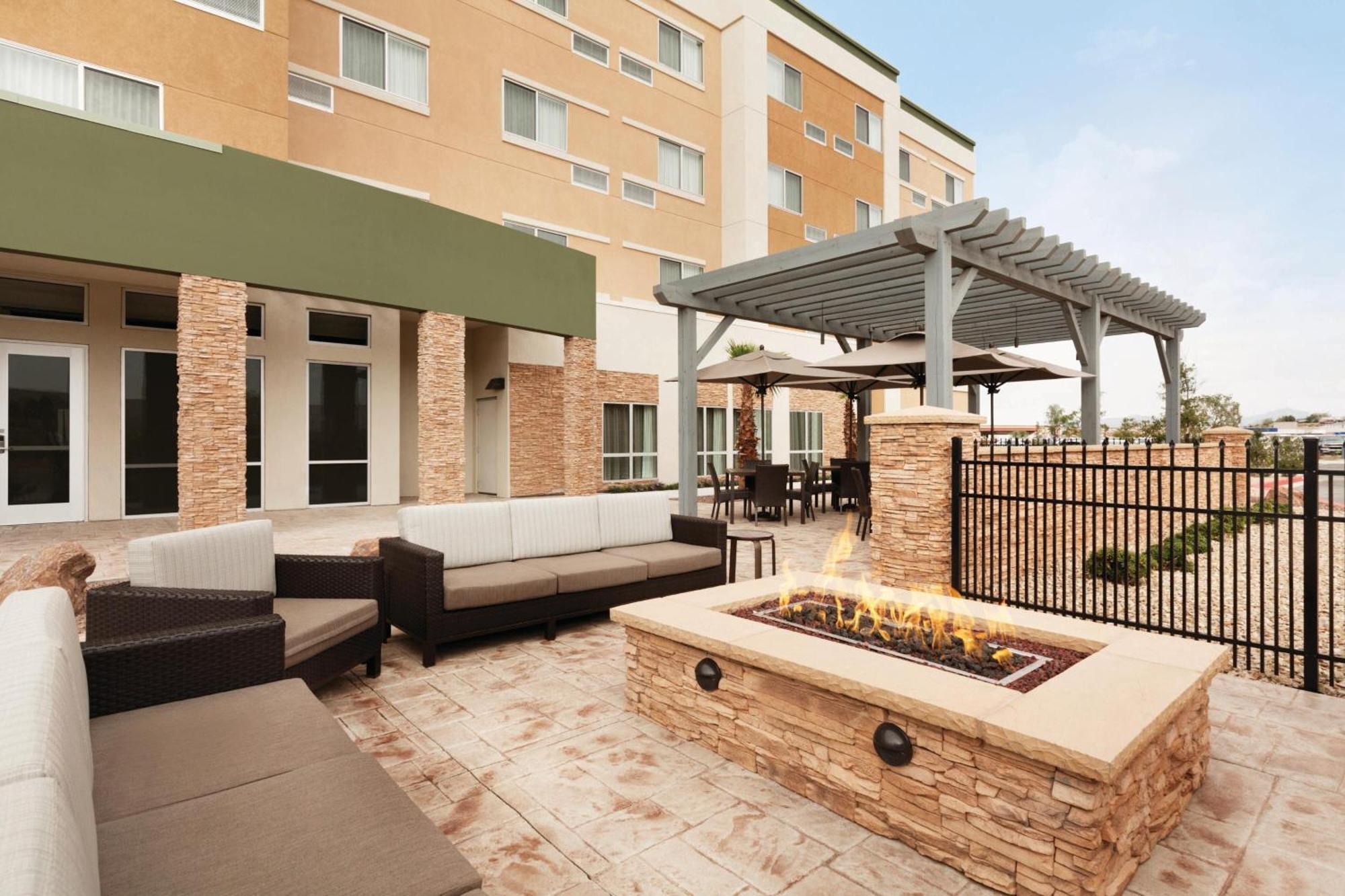 Courtyard By Marriott El Paso East/I-10 Hotel Exterior foto
