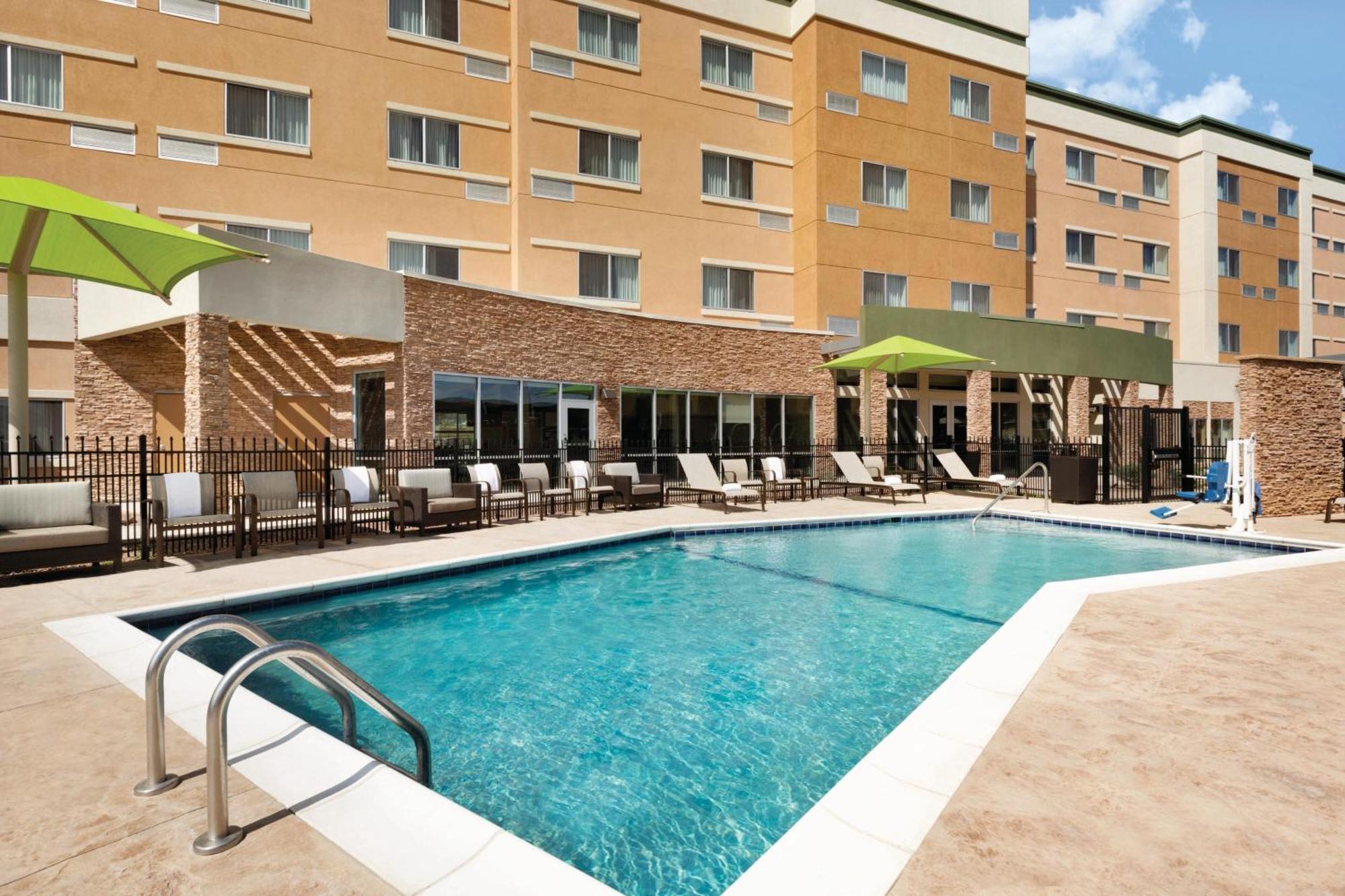 Courtyard By Marriott El Paso East/I-10 Hotel Exterior foto