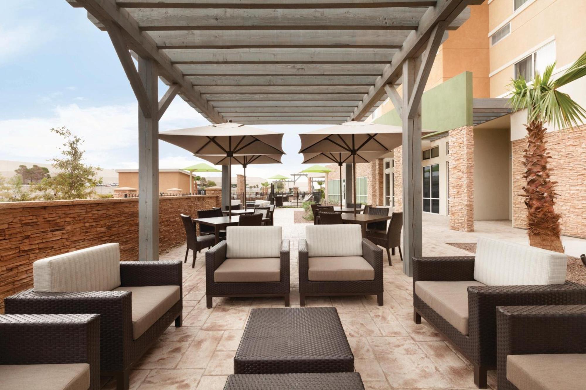 Courtyard By Marriott El Paso East/I-10 Hotel Exterior foto